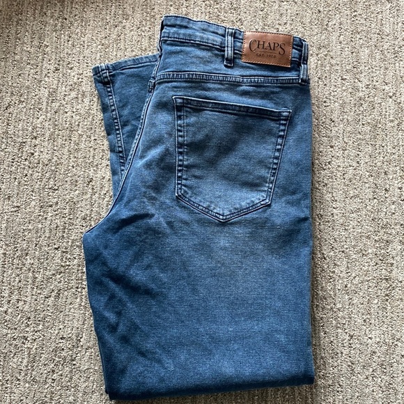 Chaps Men's Freedom Stretch Slim Straight Jean - Picture 1 of 5